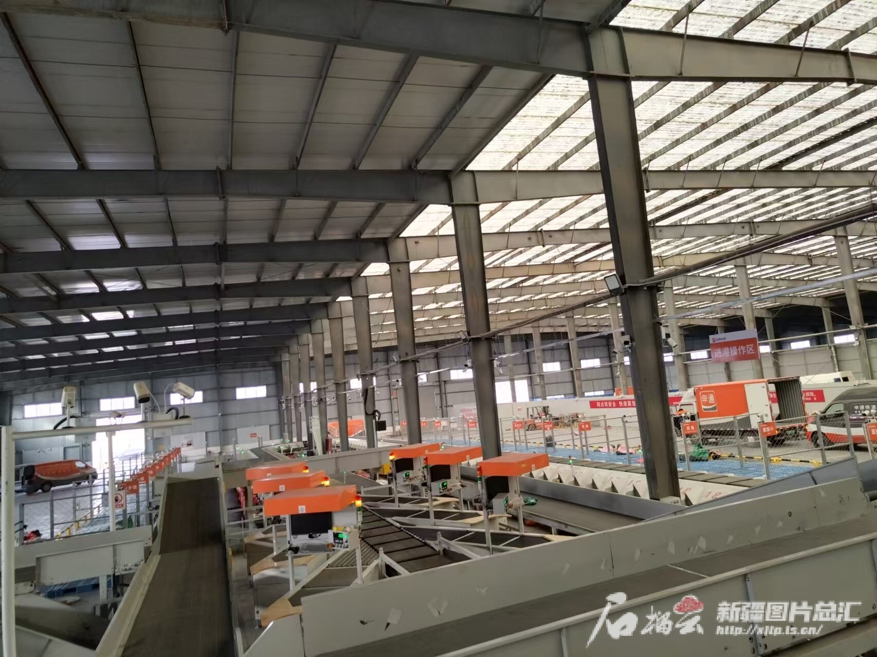 喀什掘金3家品牌快递企业建智能分拨中心(图2)
