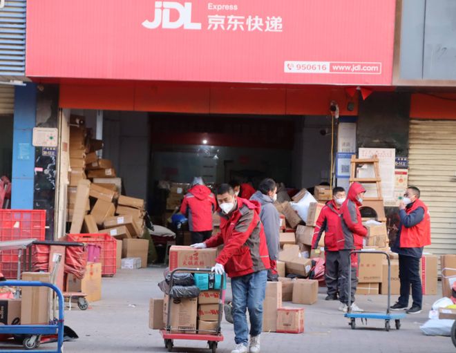 无人配送产业爆发但还抢不了快递员饭碗(图5)