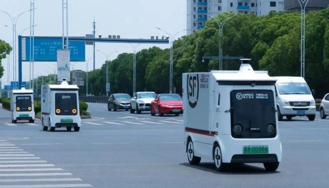 无人配送产业爆发但还抢不了快递员饭碗(图3)