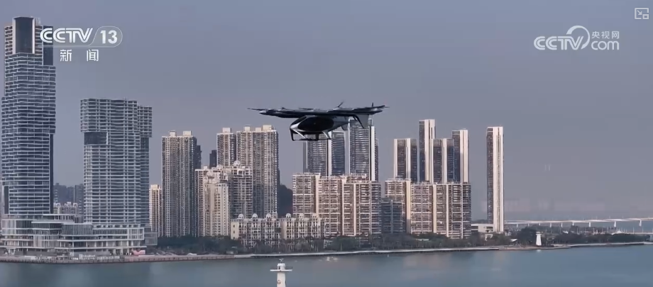 多轮驱动发力15万亿元！低空经济增长强劲向“规模化落地”跨越(图11)